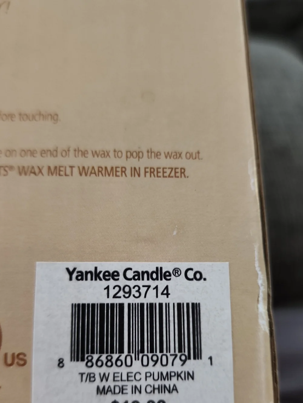 YANKEE CANDLE  Electric Orange PUMPKIN TART WAX WARMER Fall Halloween 2012, NIB!
